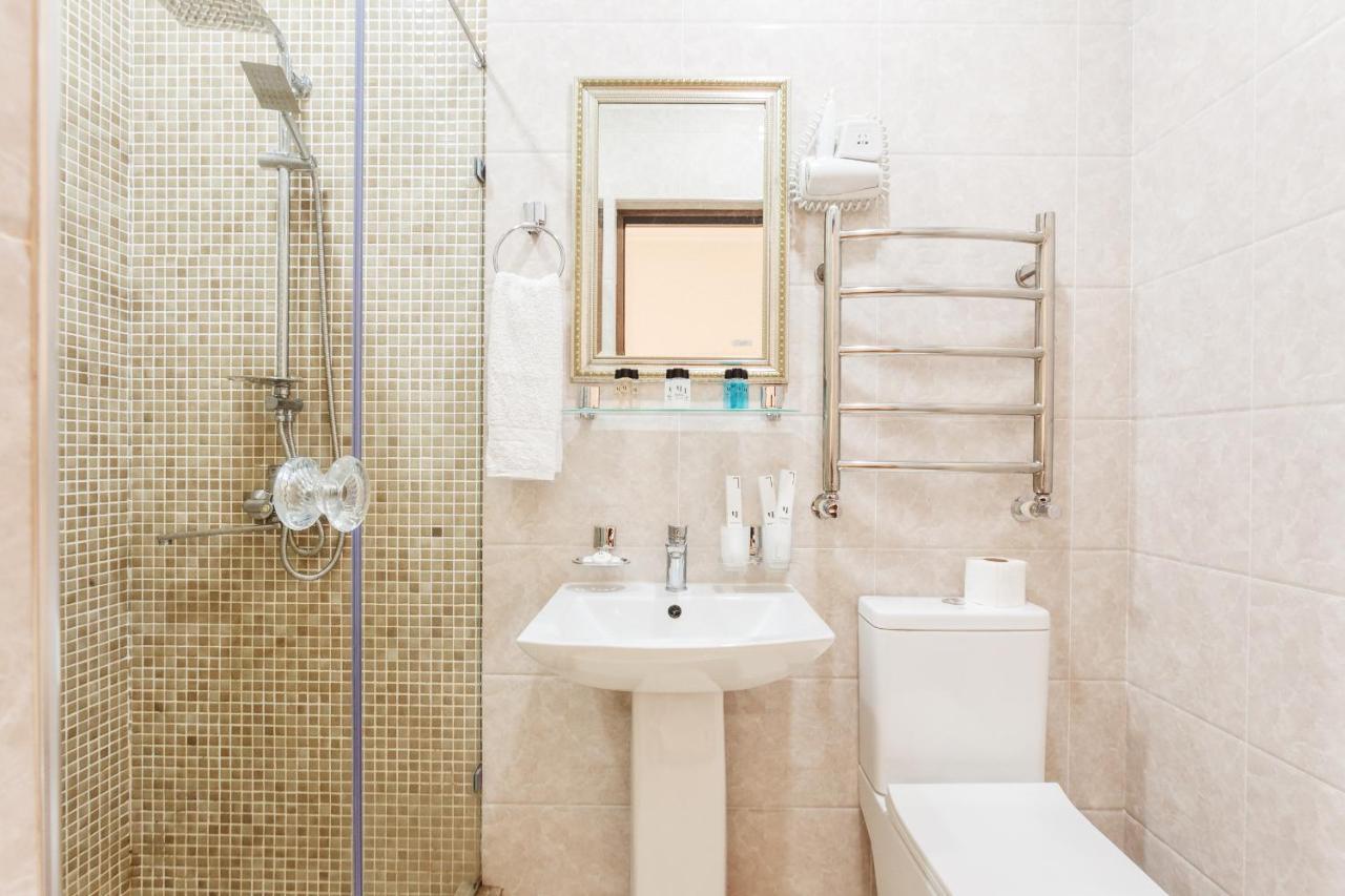 ELDI Hotel Tasjkent Buitenkant foto